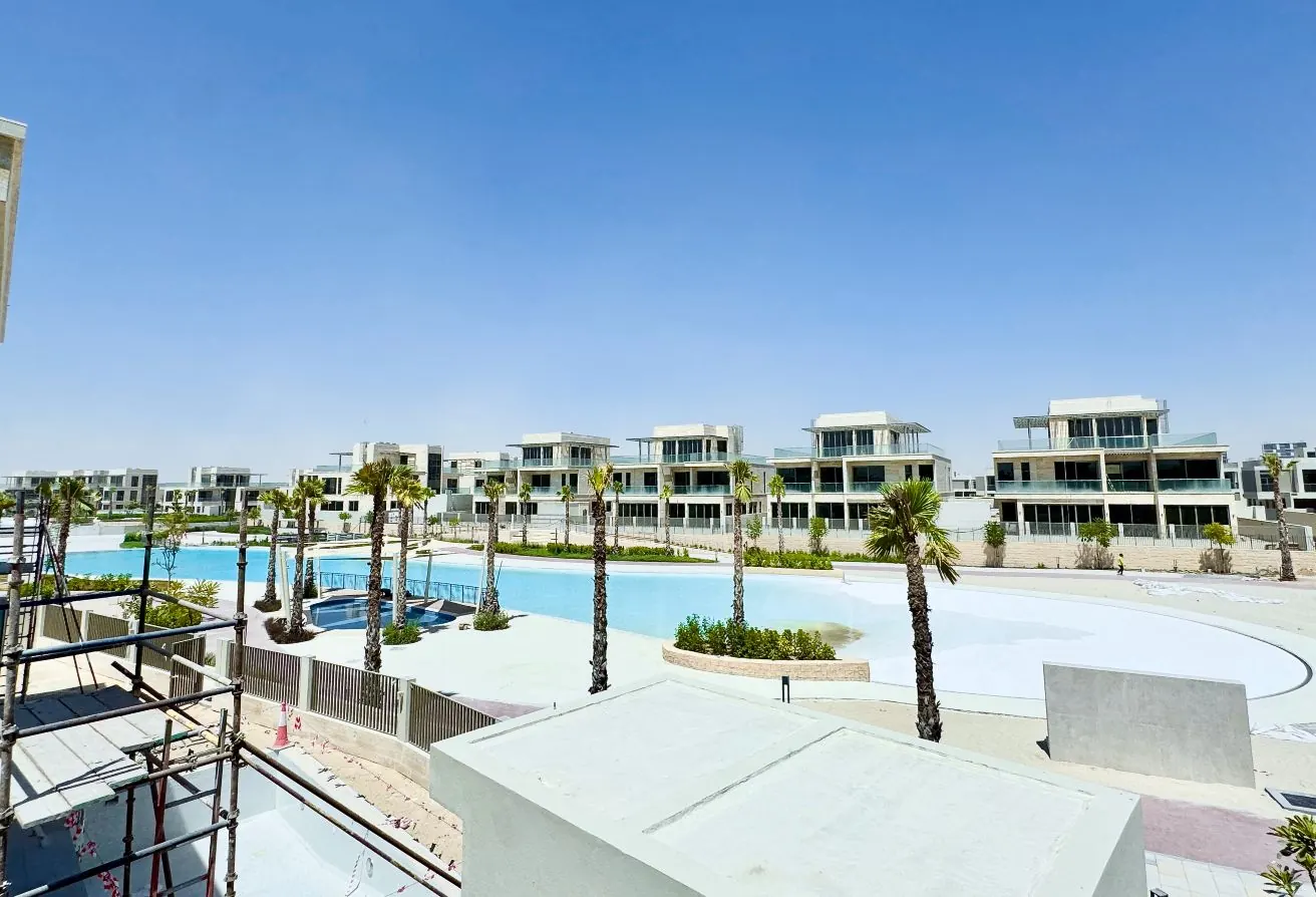 Lagoon-front villa in South Bay, Dubai South