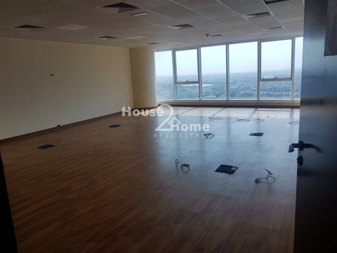 Lowest Priced 872sqft Office In Churchill Tower With Pantry